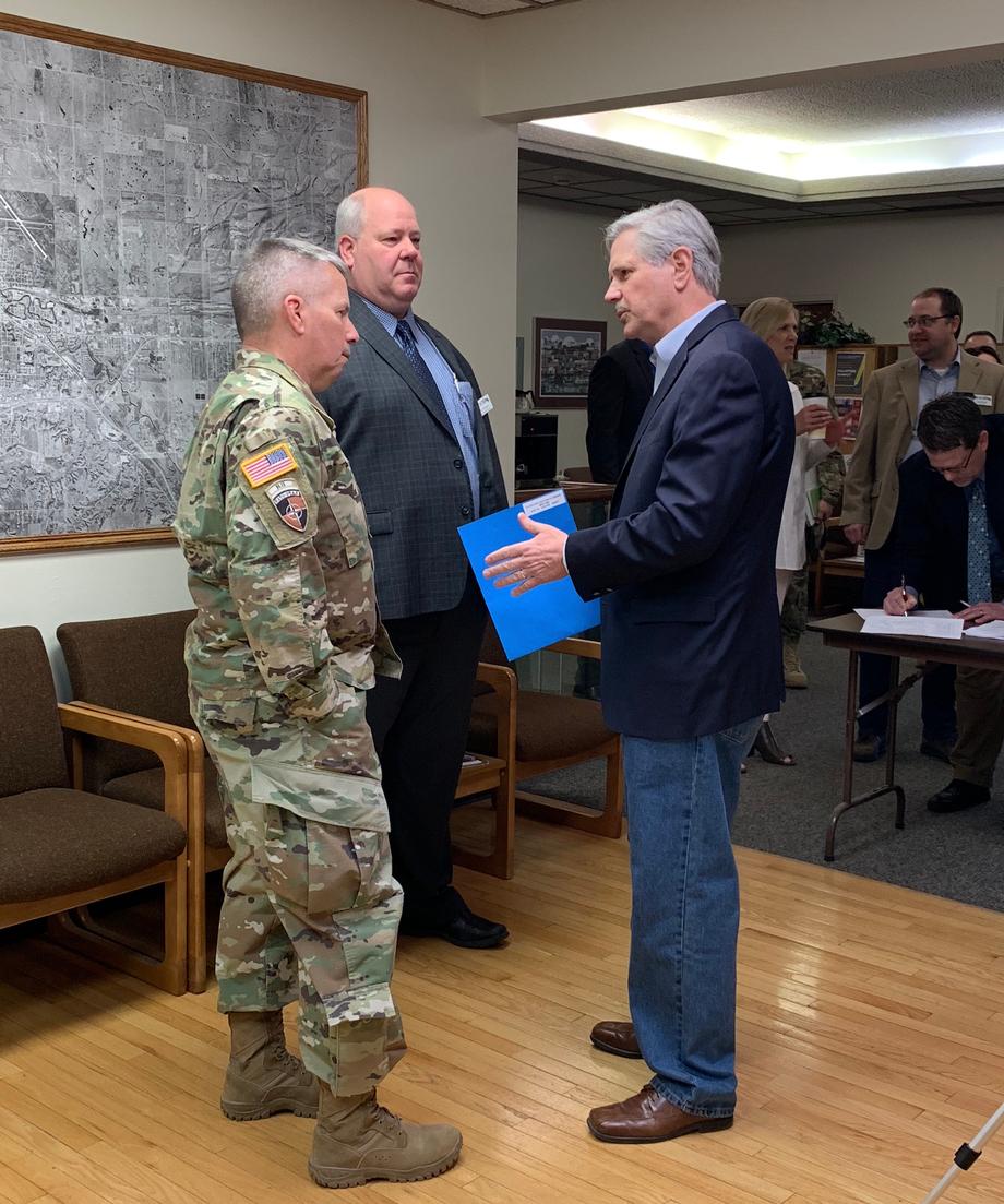 April 2019 - Senator Hoeven hosts U.S. Army Corps of Engineers Lt. Gen. Todd Semonite in Minot to tour flood protection infrastructure construction efforts.